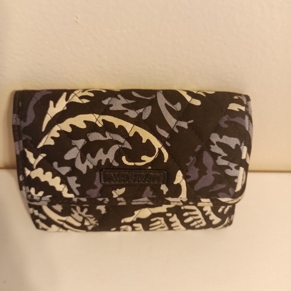 Vera Bradley Paisley Noir trifold women's Wallet